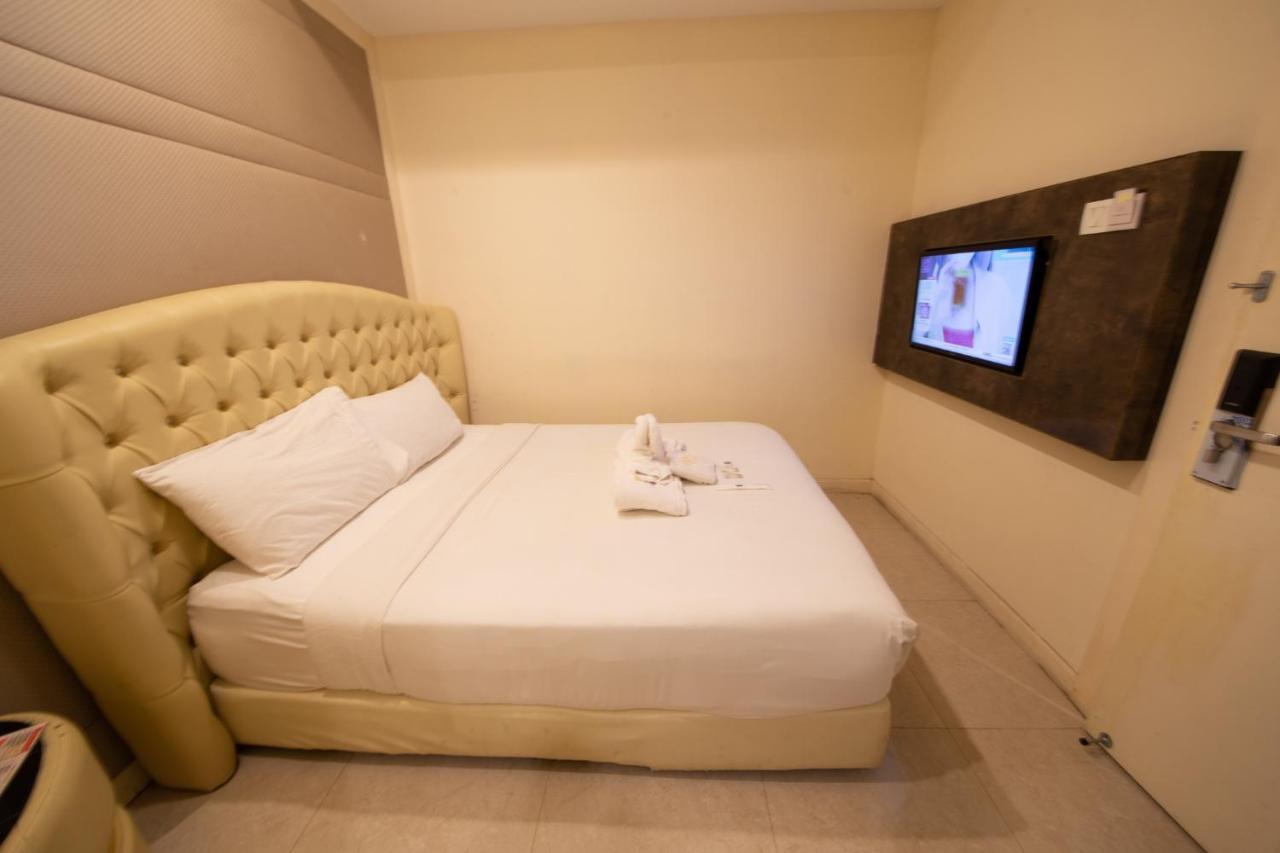 Ritzton Hotel Johor Bahru Exterior foto