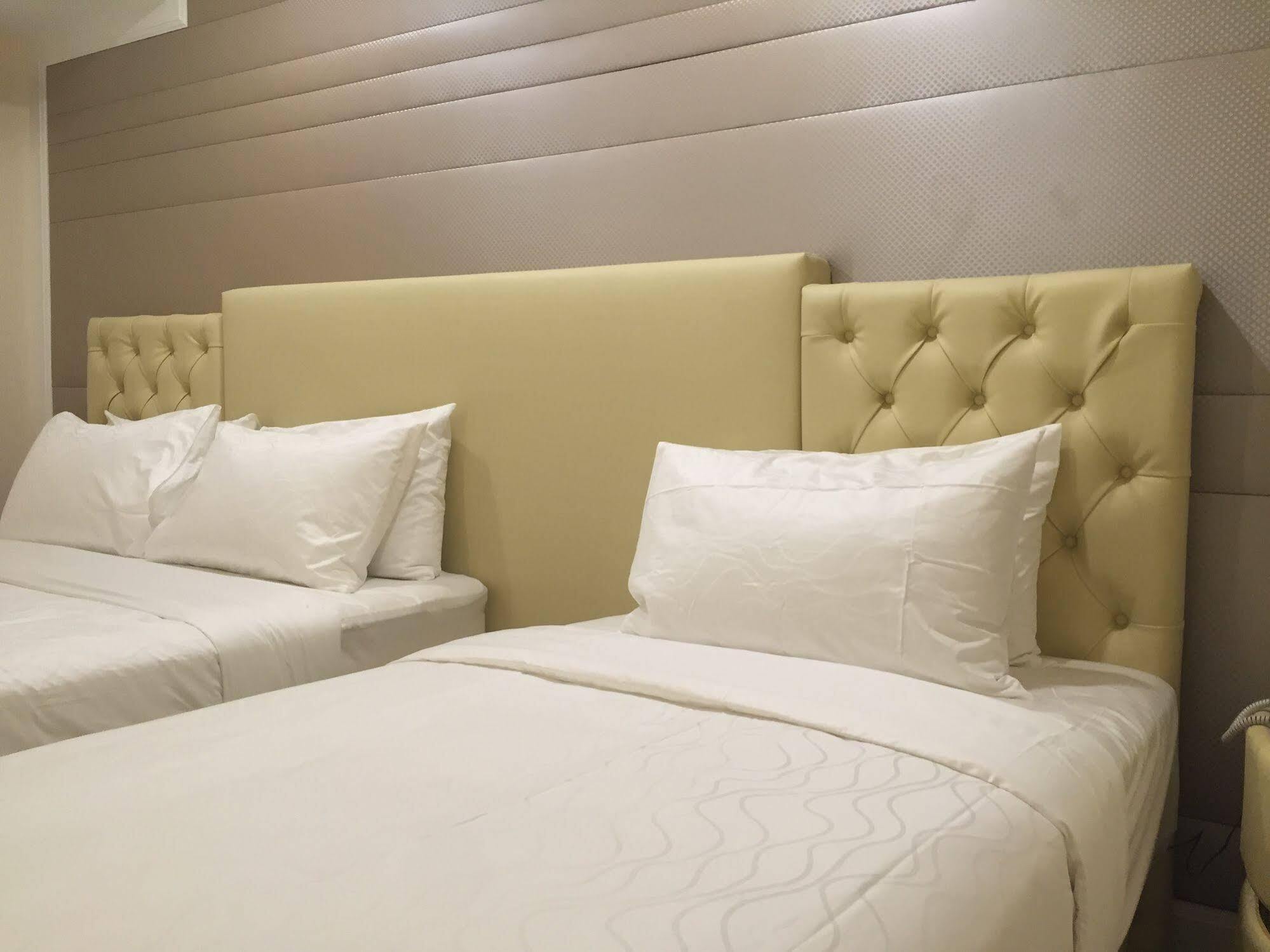 Ritzton Hotel Johor Bahru Exterior foto
